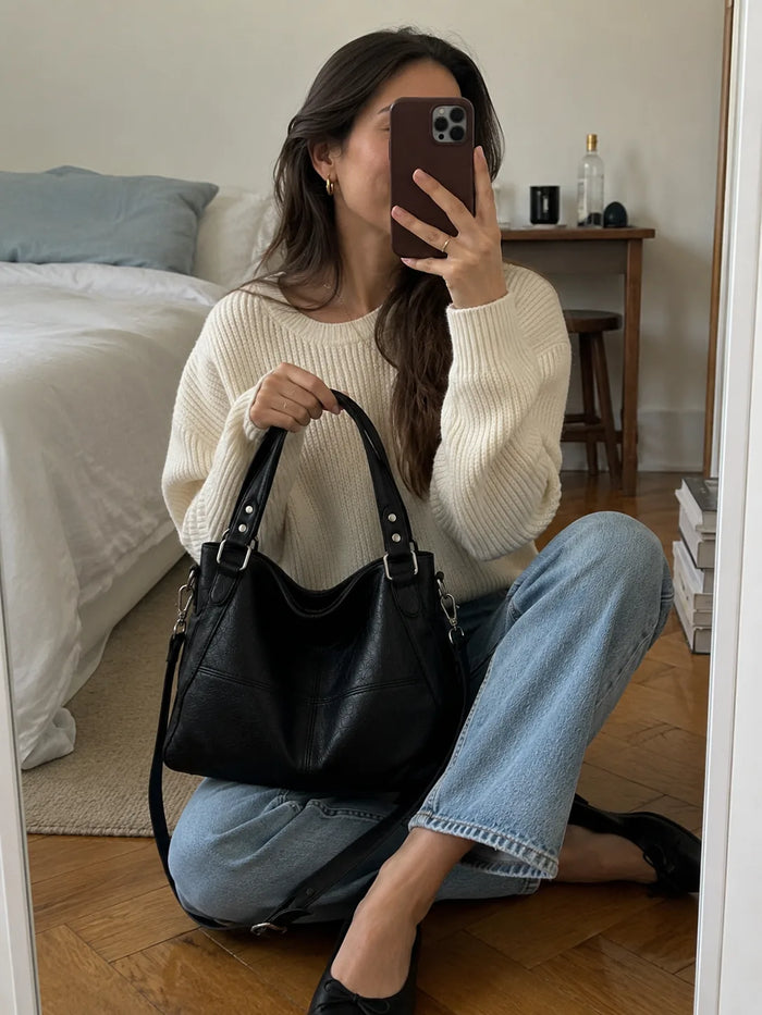 Atis bag customer photo from Megan Carter